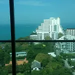 Apartment (30 m²), 1 Schlafzimmer und 1 eigene Badezimmer in Phra Tamnak Hill